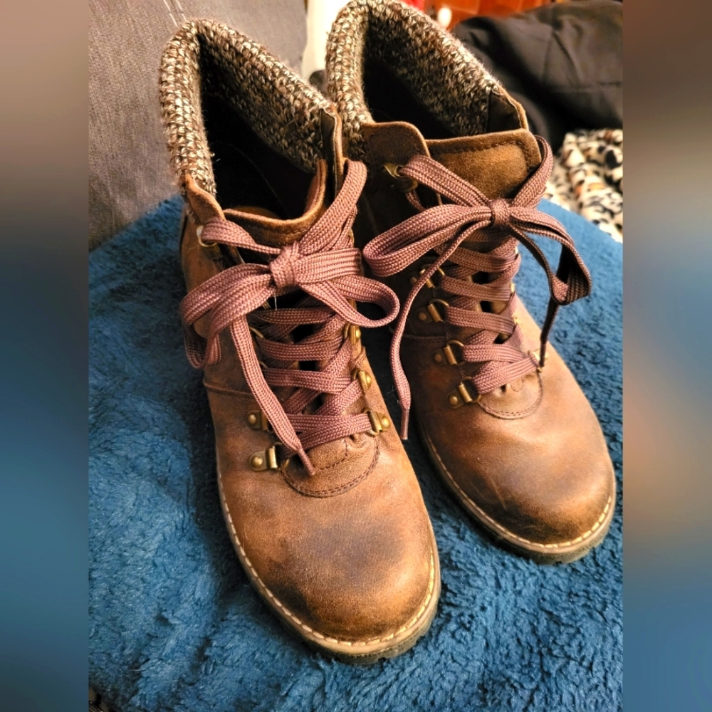 Sonoma Women's Boots 9.5
